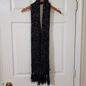 Black/silver Knitted Scarf & hat